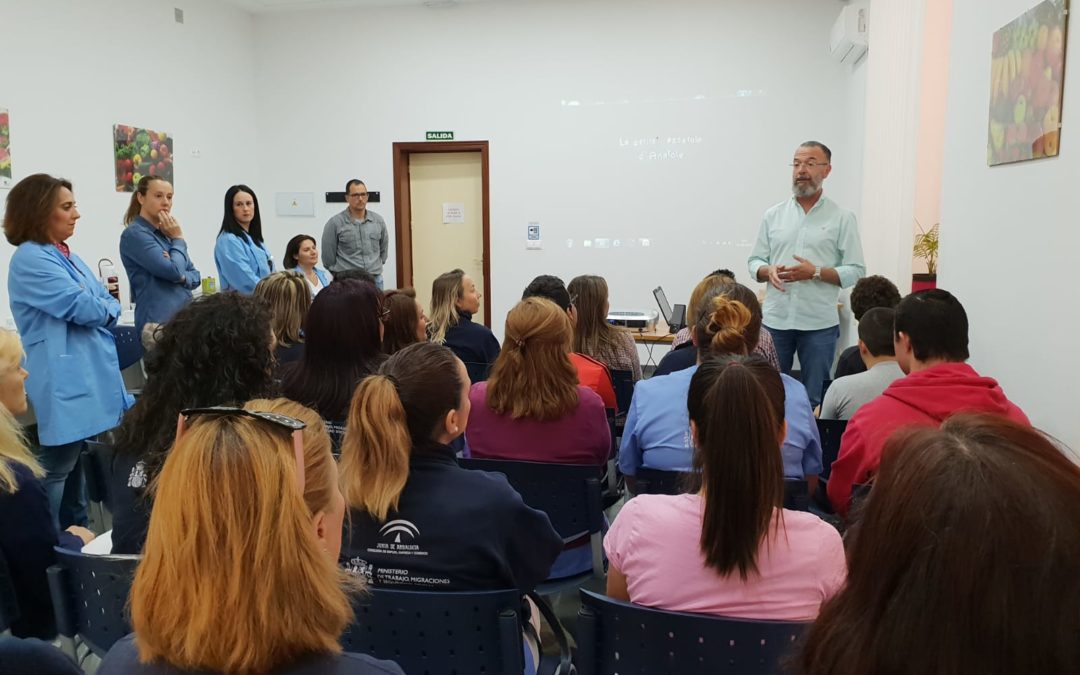 Las alumnas del TE Guadiato Dependencia en el Domicilio visitan Futuro Singular Córdoba 1